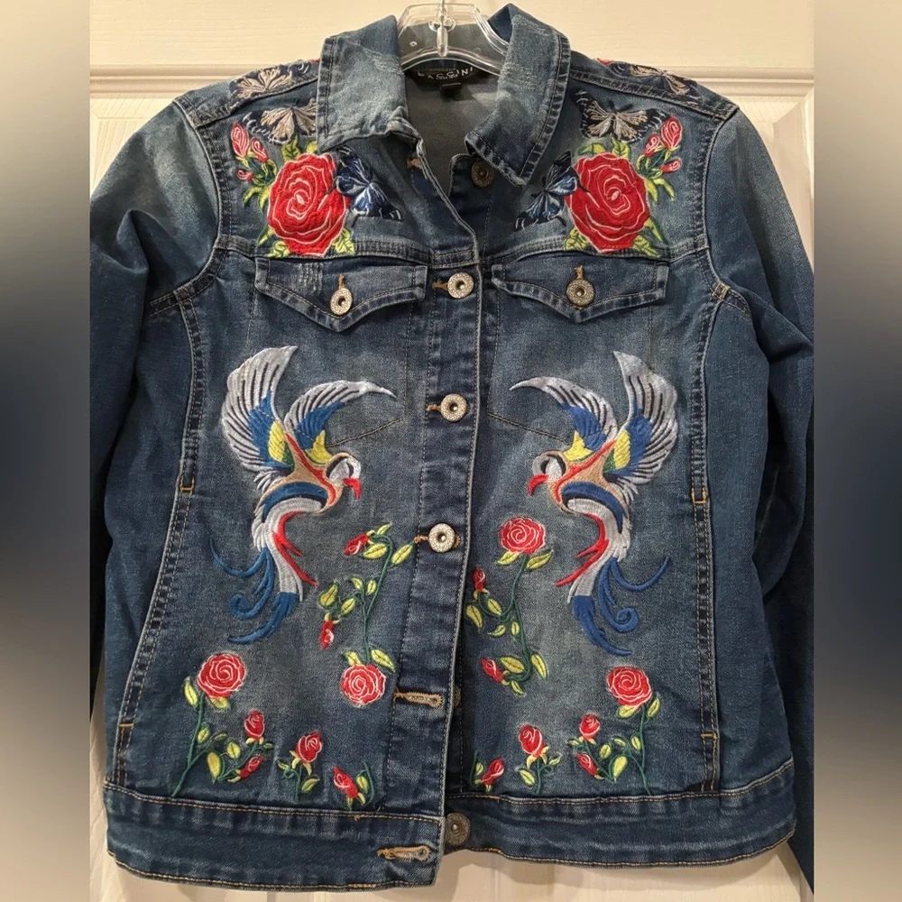 Baccini gorgeous embroidered denim jacket size M - Picture 2 of 9